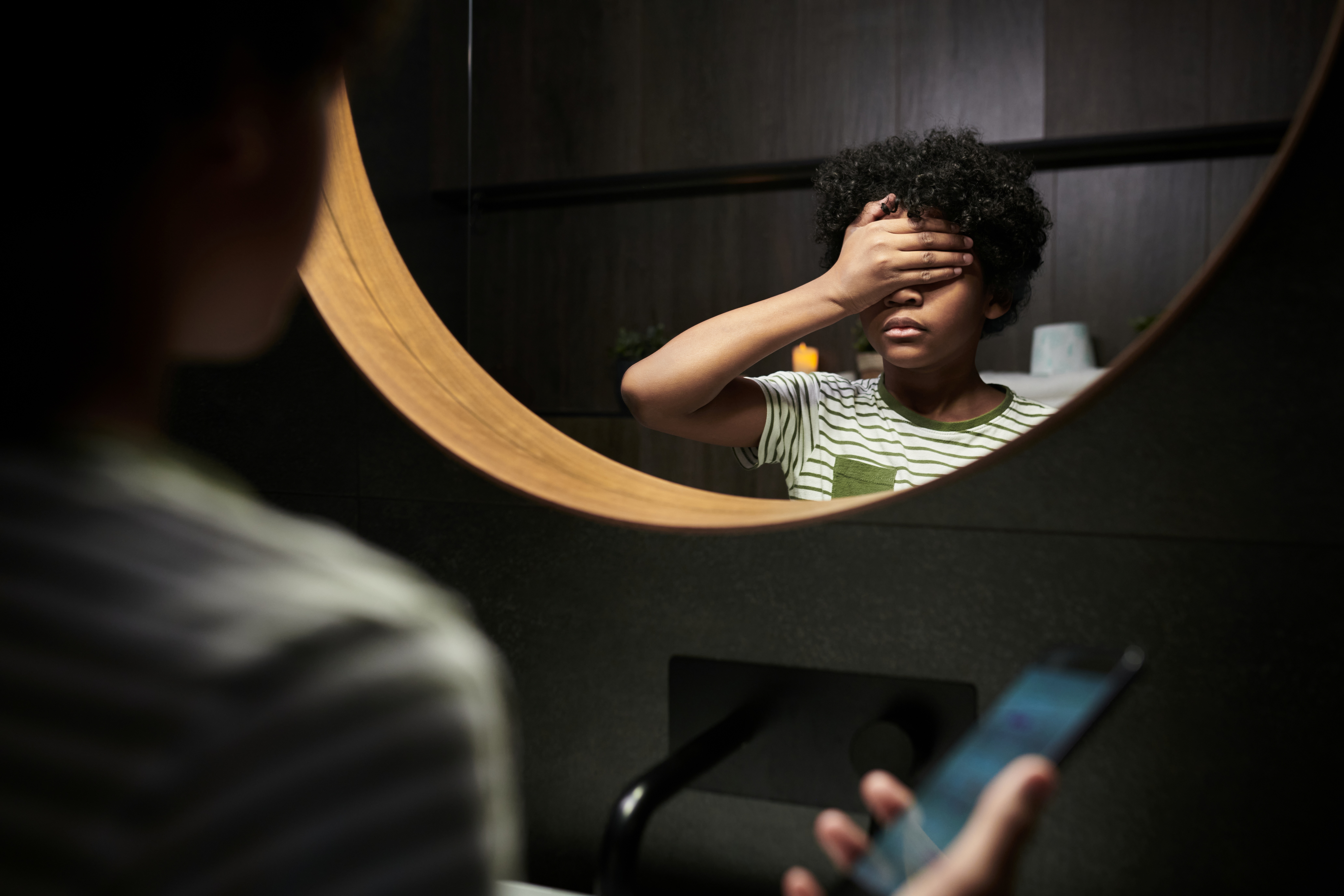 Autism and mirrors