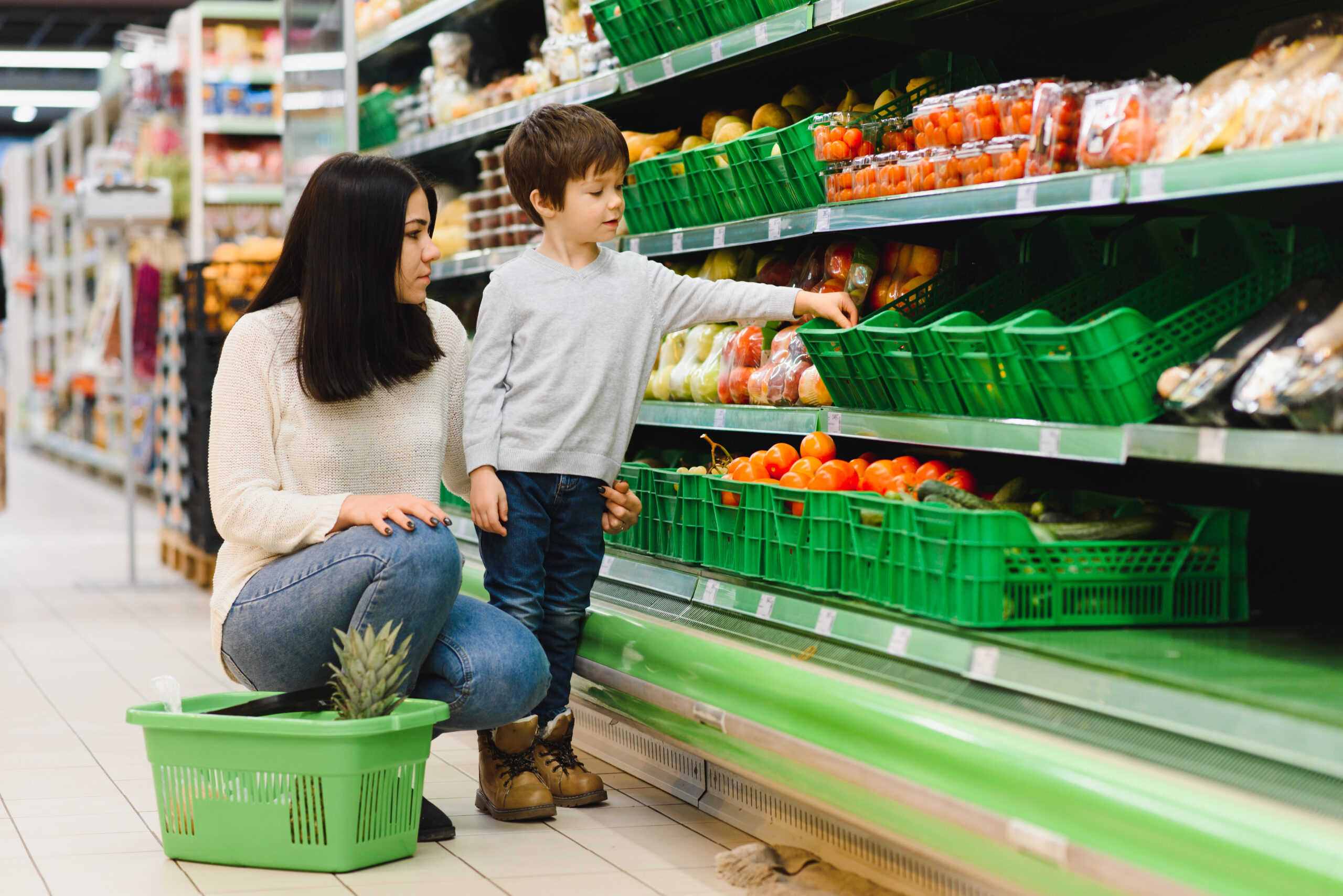 How to Make Grocery Shopping Easier for Kids with Autism